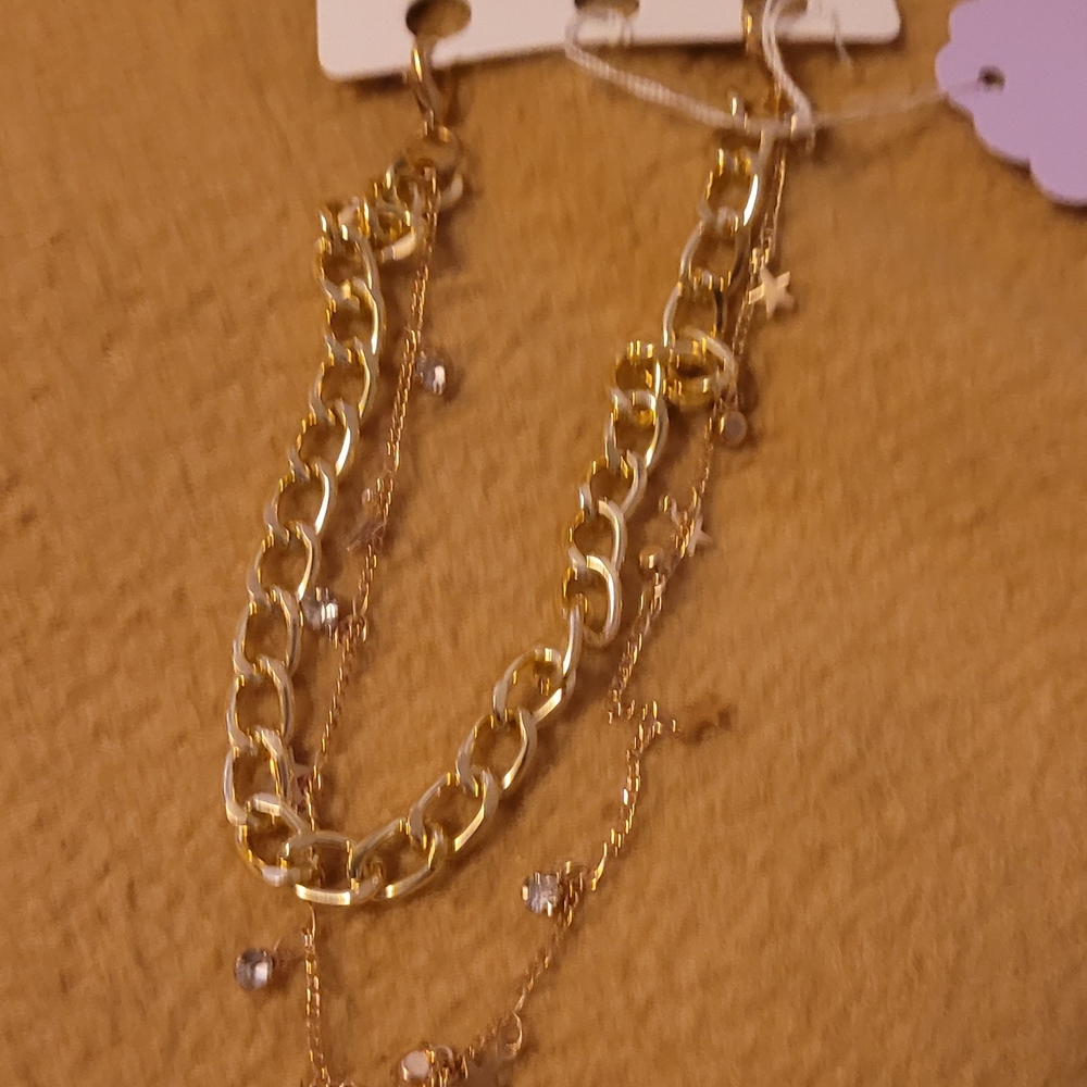 Elegant Gold Chain Necklace